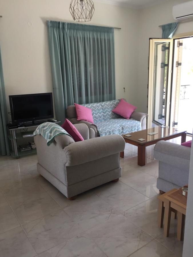 Janet'S Apartments Elounda エクステリア 写真